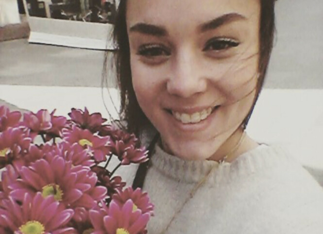 <strong>TRONDHEIM:</strong> Maria Olsen elsker de sjarmerende blomsterbutikkene på Bakklandet. Hun har bodd nesten hele livet i Tronheim. FOTO: Privat <strong>TRONDHEIM:</strong> Maria Olsen elsker de sjarmerende blomsterbutikkene på Bakklandet. Hun har bodd nesten hele livet i Tronheim. FOTO: Privat