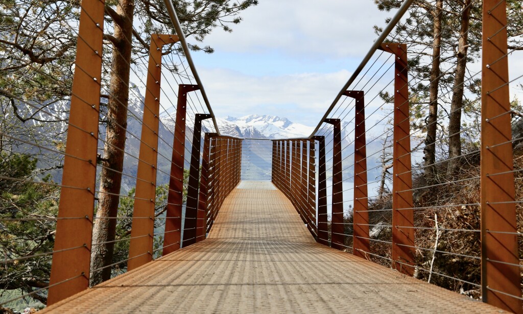 Snart sommerklar: Rampestreken er en del av Romsdalseggen ved Åndalsnes. Foto: Odd Roar Lange/The Travel Inspector Snart sommerklar: Rampestreken er en del av Romsdalseggen ved Åndalsnes. Foto: Odd Roar Lange/The Travel Inspector