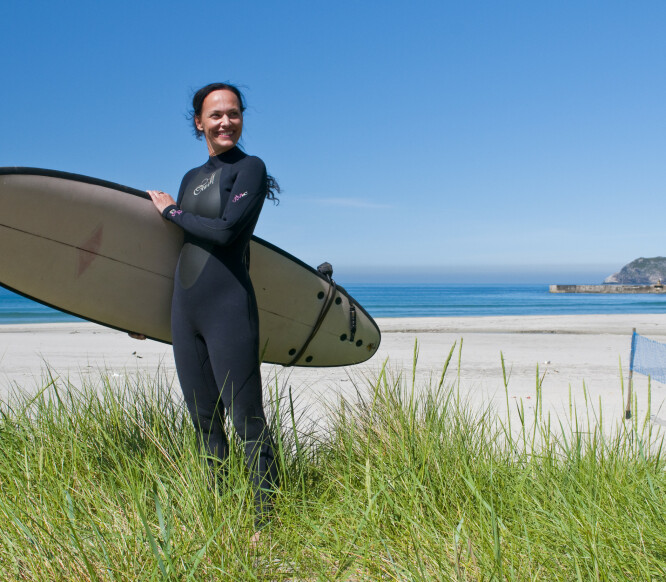 Store bølger, mye vind. Stadlandet er perfekt for surfing. Foto: Visit Norway Store bølger, mye vind. Stadlandet er perfekt for surfing. Foto: Visit Norway