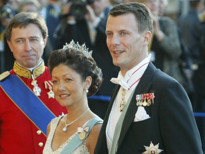 <strong>DIADEM:</strong> Grevinne Alexandra vil om et år ikke lenger motta apanasje. Enkelte ting, som dette diademet, er hun derimot ikke villig til å gi fra seg. Foto: NTB Scanpix <strong>DIADEM:</strong> Grevinne Alexandra vil om et år ikke lenger motta apanasje. Enkelte ting, som dette diademet, er hun derimot ikke villig til å gi fra seg. Foto: NTB Scanpix