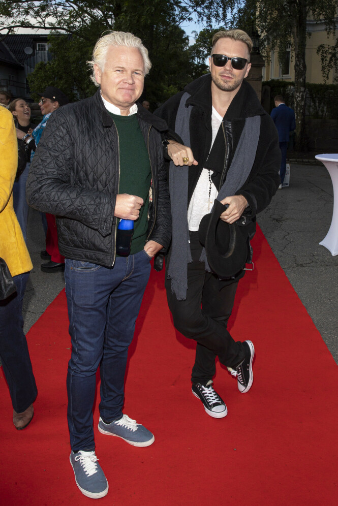 <strong>FORRETNINGSPARTNERE:</strong> Her er Øyvind Fjeldheim avbildet sammen med Ray Kay i fjor. Foto: Andreas Fadum/Se og Hør <strong>FORRETNINGSPARTNERE:</strong> Her er Øyvind Fjeldheim avbildet sammen med Ray Kay i fjor. Foto: Andreas Fadum/Se og Hør