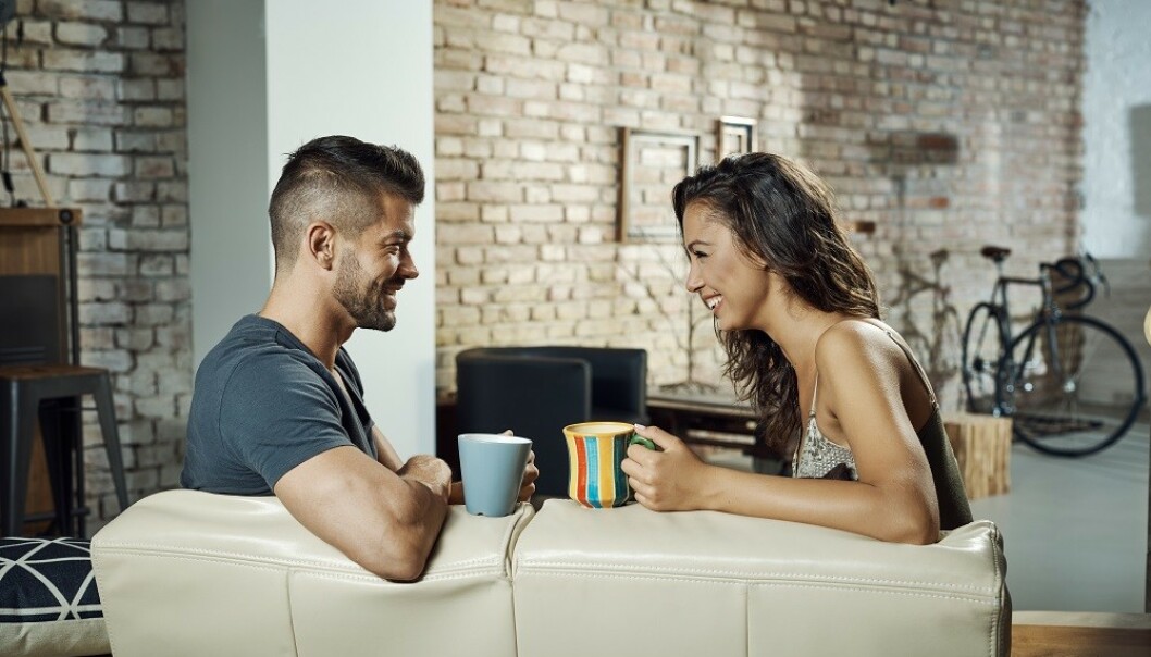 TID SAMMEN: Det er sunt å ha egne interesser i et forhold, men det er også viktig å sette av tid til hverandre. FOTO: NTB Scanpix TID SAMMEN: Det er sunt å ha egne interesser i et forhold, men det er også viktig å sette av tid til hverandre. FOTO: NTB Scanpix