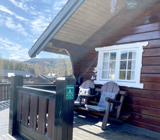 <strong>FIRE STJERNER:</strong> Fagernes Camping er en av fire campingplasser som har fire stjerner både i ADAC-guiden og i den offisielle nordiske merkeordningen i regi av NHO Reiseliv, som du kan se på camping.no. Foto: Fagernes Camping <strong>FIRE STJERNER:</strong> Fagernes Camping er en av fire campingplasser som har fire stjerner både i ADAC-guiden og i den offisielle nordiske merkeordningen i regi av NHO Reiseliv, som du kan se på camping.no. Foto: Fagernes Camping