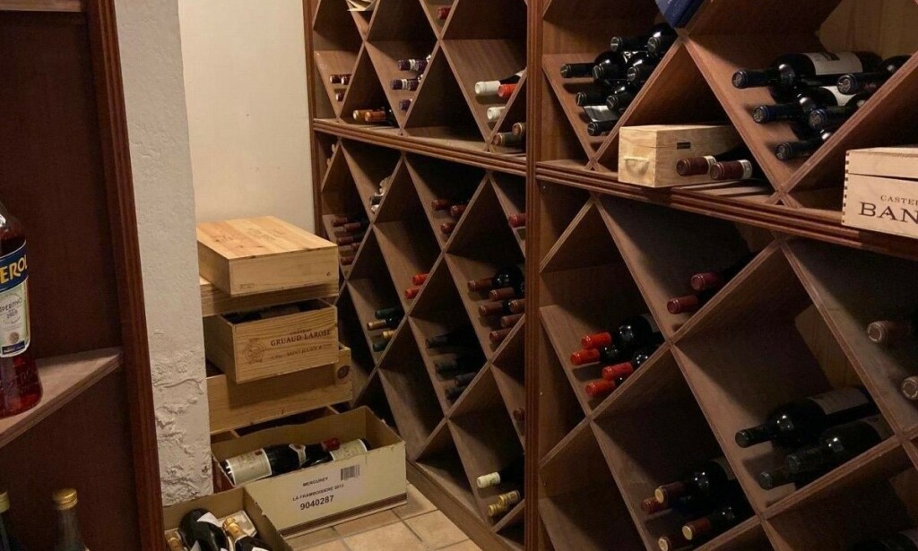 VINLAGER: I kjellerdelen er det blant annet lagt opp til vinlager og trimrom. Foto: Studio Oslo VINLAGER: I kjellerdelen er det blant annet lagt opp til vinlager og trimrom. Foto: Studio Oslo