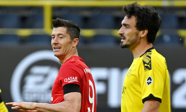 KRITISK: Mats Hummels (t.h.) holder et øye med Robert Lewandowski. Han var kritisk til lagets prestasjoner i angrep. Foto: NTB scanpix KRITISK: Mats Hummels (t.h.) holder et øye med Robert Lewandowski. Han var kritisk til lagets prestasjoner i angrep. Foto: NTB scanpix