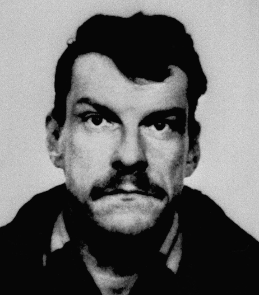 DRAPSMANNEN? Christer Pettersson ble arrestert for drapet på Palme 16. desember 1988. Han ble seinere frikjent og løslatt. Foto: AP/NTB Scanpix DRAPSMANNEN? Christer Pettersson ble arrestert for drapet på Palme 16. desember 1988. Han ble seinere frikjent og løslatt. Foto: AP/NTB Scanpix