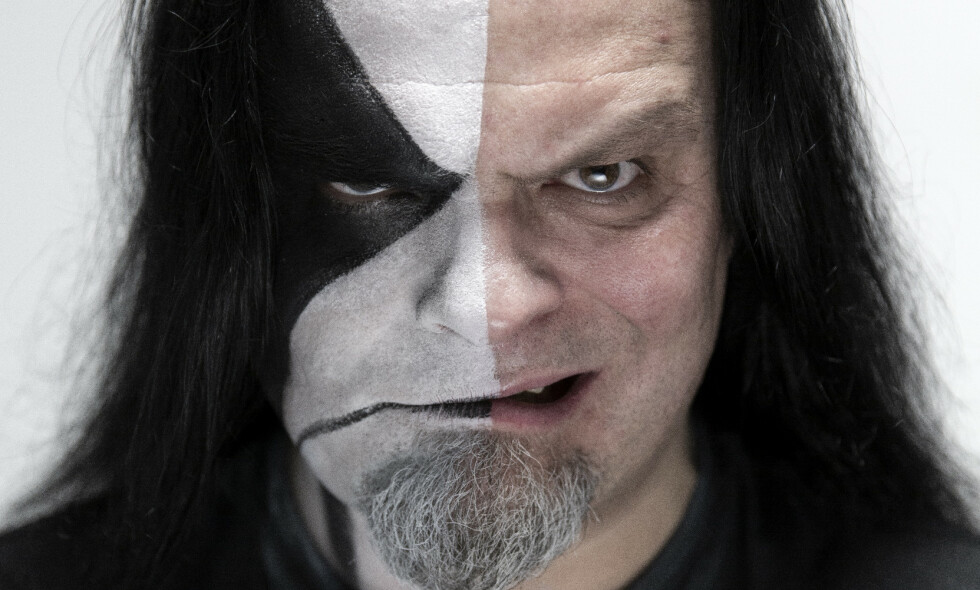 MANNEN BAK MASKEN: - Jeg hadde et gigantisk rusproblem i mange år, sier Olve Eikemo – bedre kjent som Abbath. Han regnes som en av verdens fremste black metal-musikere, med utsolgte konserter over hele kloden. MANNEN BAK MASKEN: - Jeg hadde et gigantisk rusproblem i mange år, sier Olve Eikemo – bedre kjent som Abbath. Han regnes som en av verdens fremste black metal-musikere, med utsolgte konserter over hele kloden.