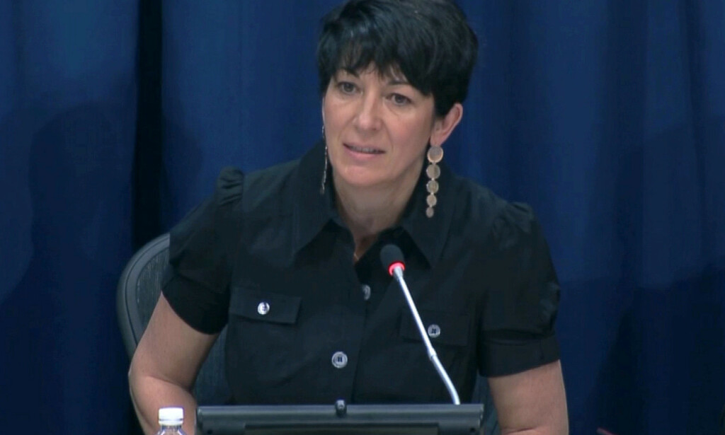FORSVUNNET: Ghislaine Maxwell har gått under jorda. Selv ikke hennes nærmeste venner vet hvilket land hun befinner seg i. Foto: NTB Scanpix FORSVUNNET: Ghislaine Maxwell har gått under jorda. Selv ikke hennes nærmeste venner vet hvilket land hun befinner seg i. Foto: NTB Scanpix
