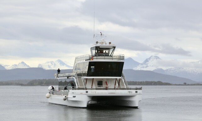 På fjorden: MS Bard skal seile på Romsdalsfjorden hele neste sommer. I år venter Lofoten. Foto: Odd Roar Lange/The Travel Inspector På fjorden: MS Bard skal seile på Romsdalsfjorden hele neste sommer. I år venter Lofoten. Foto: Odd Roar Lange/The Travel Inspector