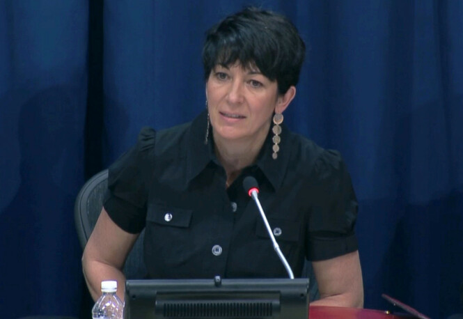 FORSVUNNET: Ghislaine Maxwell har gått under jorda. Selv ikke hennes nærmeste venner vet hvilket land hun befinner seg i. Foto: NTB Scanpix FORSVUNNET: Ghislaine Maxwell har gått under jorda. Selv ikke hennes nærmeste venner vet hvilket land hun befinner seg i. Foto: NTB Scanpix