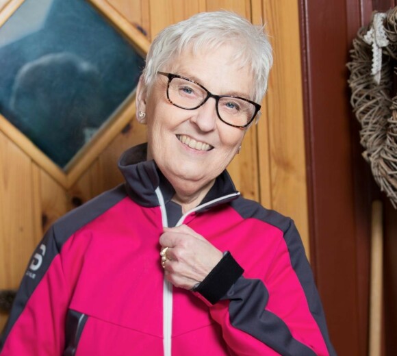 Ragna trente med fysioterapeut før transplantasjonen for å være i best mulig form. Foto: Ellen Jarli Ragna trente med fysioterapeut før transplantasjonen for å være i best mulig form. Foto: Ellen Jarli