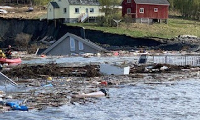 LETEMANNSKAPER: Redningsskøyta RS Vekteren er på vei til stedet. Foto: Redningsselskapet. LETEMANNSKAPER: Redningsskøyta RS Vekteren er på vei til stedet. Foto: Redningsselskapet.