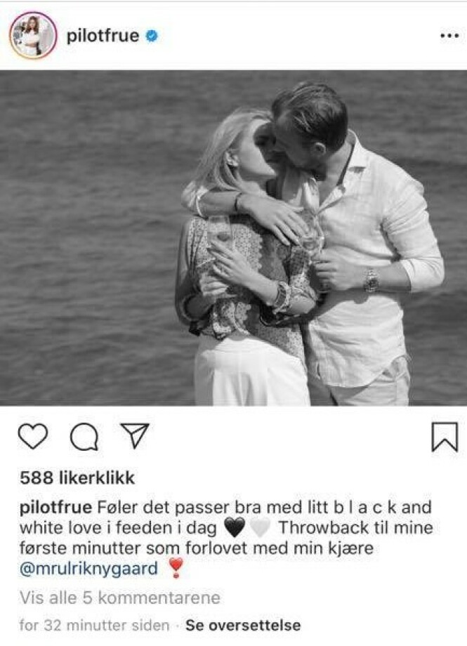 <strong>KRITISERES:</strong> Etter at Julianne Nygård delte et bilde av seg selv og ektemannen med denne bildeteksten så flere av følgerene hennes rødt. Foto: Skjermdump fra Instagram/pilotfrue <strong>KRITISERES:</strong> Etter at Julianne Nygård delte et bilde av seg selv og ektemannen med denne bildeteksten så flere av følgerene hennes rødt. Foto: Skjermdump fra Instagram/pilotfrue