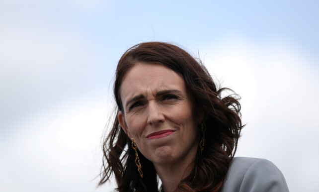 KAN VINNE: Statsminister Jacinda Ardern stengte New Zealand 25. mars. Om kort tid kan hun sannsynligvis erklære seier over coronaviruset. Foto: Loren Elliott / Reuters / NTB Scanpix KAN VINNE: Statsminister Jacinda Ardern stengte New Zealand 25. mars. Om kort tid kan hun sannsynligvis erklære seier over coronaviruset. Foto: Loren Elliott / Reuters / NTB Scanpix