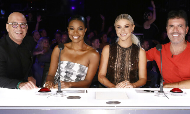 KUN ÉN SESONG: Gabrielle Union fikk ikke fornyet kontrakten sin etter den 14. sesongen av «America's Got Talent». Her med dommere Howie Mandel, Julianne Hough og Simon Cowell. Foto: NTB scanpix KUN ÉN SESONG: Gabrielle Union fikk ikke fornyet kontrakten sin etter den 14. sesongen av «America's Got Talent». Her med dommere Howie Mandel, Julianne Hough og Simon Cowell. Foto: NTB scanpix