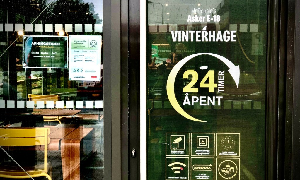 MÅTTE STENGE: Den døgnåpne restauranten måtte stenge i flere timer for desinfisering. Foto: Bjørn Langsem / Dagbladet MÅTTE STENGE: Den døgnåpne restauranten måtte stenge i flere timer for desinfisering. Foto: Bjørn Langsem / Dagbladet