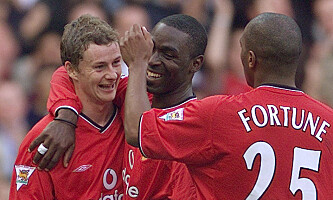 SERIEVINNERE: Ole Gunnar Solskjær feirer sammen med Andy Cole og Quinton Fortune. Bildet er hentet fra 4-0 seieren mot Ipswich i 2001. Foto: NTB Scanpix SERIEVINNERE: Ole Gunnar Solskjær feirer sammen med Andy Cole og Quinton Fortune. Bildet er hentet fra 4-0 seieren mot Ipswich i 2001. Foto: NTB Scanpix