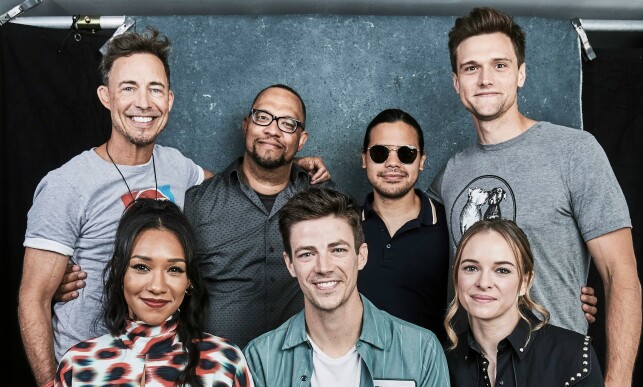 «THE FLASH»: Hartley Sawyer sammen med med-skuespillere Tom Canavagh, Eric Wallace, Carlos Valdes, Candice Patton, Grant Gustin og Danielle Panabaker under «Comic Con» i fjor. Foto: NTB scanpix «THE FLASH»: Hartley Sawyer sammen med med-skuespillere Tom Canavagh, Eric Wallace, Carlos Valdes, Candice Patton, Grant Gustin og Danielle Panabaker under «Comic Con» i fjor. Foto: NTB scanpix
