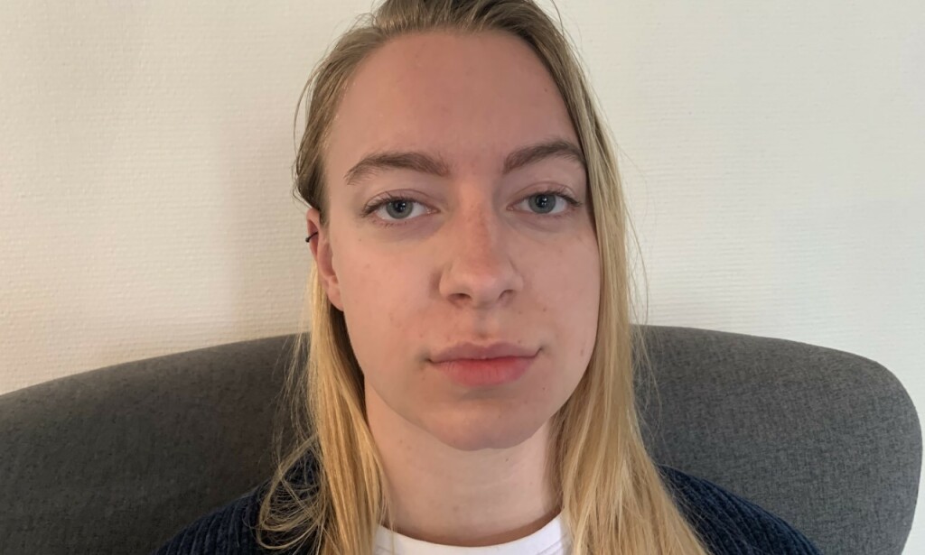 INTIM VIDEO LEKKET: Under en julefrokost i desember fikk Jeanica Holm Christensen (21) sitt livs sjokk. En intim video av henne og ekskjæresten var delt på en av verdens største pornosider. Foto: Thomas Nørmark Krog/Berlignske Tidende INTIM VIDEO LEKKET: Under en julefrokost i desember fikk Jeanica Holm Christensen (21) sitt livs sjokk. En intim video av henne og ekskjæresten var delt på en av verdens største pornosider. Foto: Thomas Nørmark Krog/Berlignske Tidende