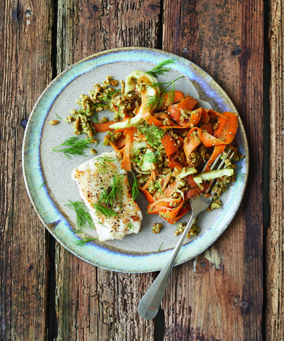 Hvis du vil lage denne enda raskere, kan du kjøpe ferdig pesto på glass. Tips! I stedet for perlespelt kan du også bruke byggris, bulgur eller couscous. FOTO: Winnie Methmann Hvis du vil lage denne enda raskere, kan du kjøpe ferdig pesto på glass. Tips! I stedet for perlespelt kan du også bruke byggris, bulgur eller couscous. FOTO: Winnie Methmann