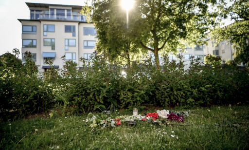 BLOMSTER: Onsdag var det lagt ned blomster på åstedet fra 2004. Foto: Alex Ljungdahl / Expressen BLOMSTER: Onsdag var det lagt ned blomster på åstedet fra 2004. Foto: Alex Ljungdahl / Expressen