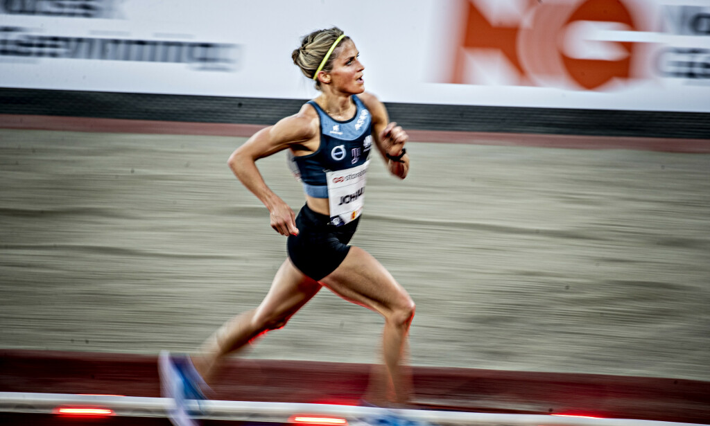 ENORMT TEMPO: Therese Johaug viste fram kjempekreftene. Foto: Bjørn Langsem / Dagbladet ENORMT TEMPO: Therese Johaug viste fram kjempekreftene. Foto: Bjørn Langsem / Dagbladet