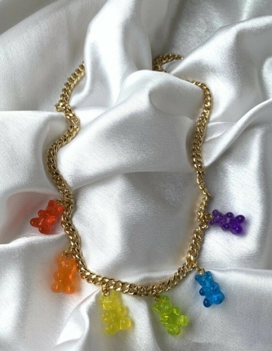Pride-kjede fra Crystal Haze, kr 1999 Pride-kjede fra Crystal Haze, kr 1999