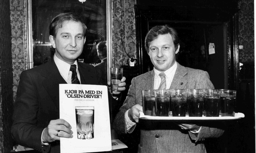 UP-OLSEN 1982: Lanserer den alkoholfrie drinken Olsen Driver med bartender Sven Aage Jonsbråten som faglig tyngdepunkt. Arkivfoto: Ole C.H. Thomassen/Dagbladet. UP-OLSEN 1982: Lanserer den alkoholfrie drinken Olsen Driver med bartender Sven Aage Jonsbråten som faglig tyngdepunkt. Arkivfoto: Ole C.H. Thomassen/Dagbladet.