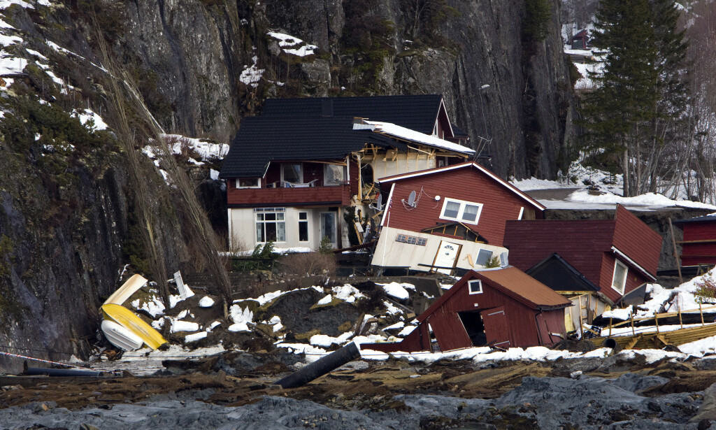 NAMSOS I 2009: I mars 2009 ble flere hus og hytter ødelagt da det gikk et leirras. Foto: Gorm Kallestad / SCANPIX NAMSOS I 2009: I mars 2009 ble flere hus og hytter ødelagt da det gikk et leirras. Foto: Gorm Kallestad / SCANPIX