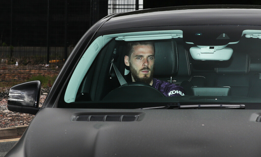 MATCHKLAR: Keeper David de Gea holder stø kurs mot Old Trafford for å spille kamp nummer to. Foto: NTB scanpix MATCHKLAR: Keeper David de Gea holder stø kurs mot Old Trafford for å spille kamp nummer to. Foto: NTB scanpix