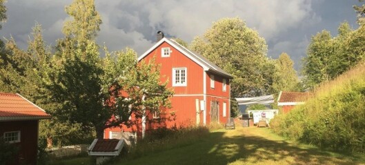 «Når jeg ikke kan henge i hyttehagen min i sommer, blir det som å si at du ikke kan grille på terrassen på Hamar fordi det er for mye smitte i Moss» «Når jeg ikke kan henge i hyttehagen min i sommer, blir det som å si at du ikke kan grille på terrassen på Hamar fordi det er for mye smitte i Moss»