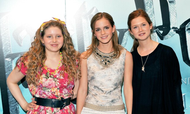 LAVENDER: Jessie Cave er best kjent for rollen sin som Lavender Brown, eller Lavendel Bruun på norsk. Her er hun avbildet med kollegaene Emma Watson og Bonnie Wright. Foto: NTB Scanpix LAVENDER: Jessie Cave er best kjent for rollen sin som Lavender Brown, eller Lavendel Bruun på norsk. Her er hun avbildet med kollegaene Emma Watson og Bonnie Wright. Foto: NTB Scanpix