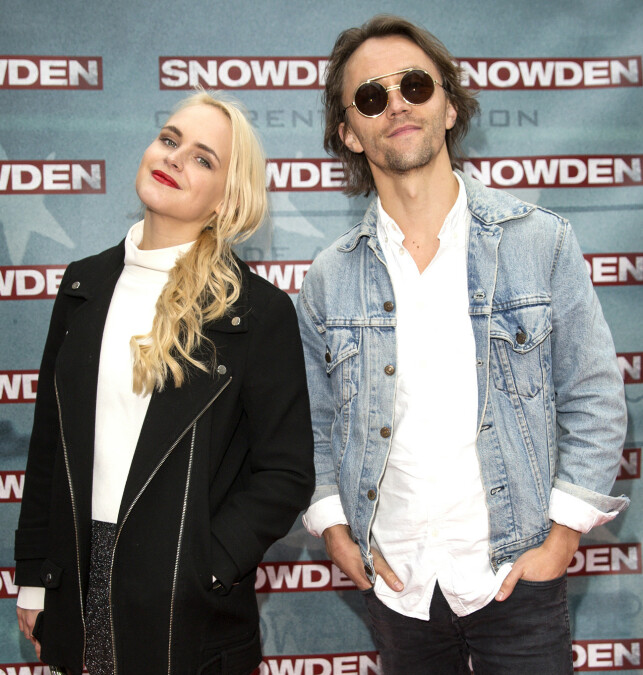 Oslo 29.09.2017 Premiere på filmen Snowden på Coloseum Kino - Sondre Lerche og Linnea Myhre Oslo 29.09.2017 Premiere på filmen Snowden på Coloseum Kino - Sondre Lerche og Linnea Myhre