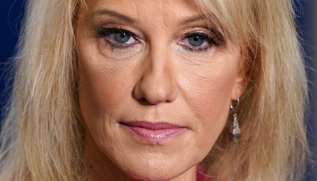 NY FARGE: Cecilie Krogh mener Conway ser bedre ut uten den mørke eyelineren hun har blitt så kjent for å ha. Foto: NTB Scanpix NY FARGE: Cecilie Krogh mener Conway ser bedre ut uten den mørke eyelineren hun har blitt så kjent for å ha. Foto: NTB Scanpix