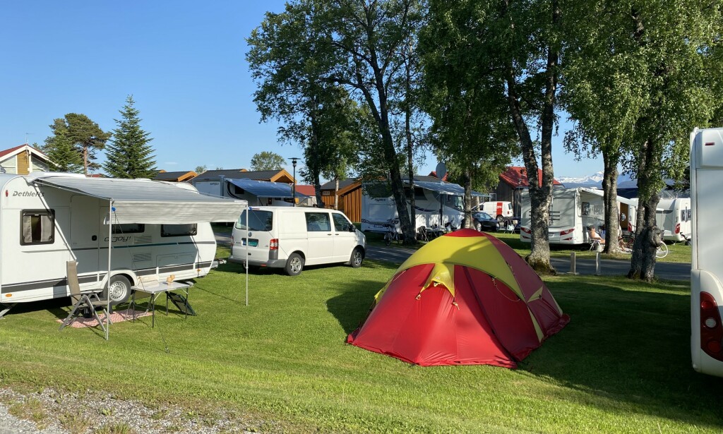Trangt om plassen: Mange campingplasser ser ut til å få rekordbesøk i sommer. Foto: Odd Roar Lange/The Travel Inspector Trangt om plassen: Mange campingplasser ser ut til å få rekordbesøk i sommer. Foto: Odd Roar Lange/The Travel Inspector