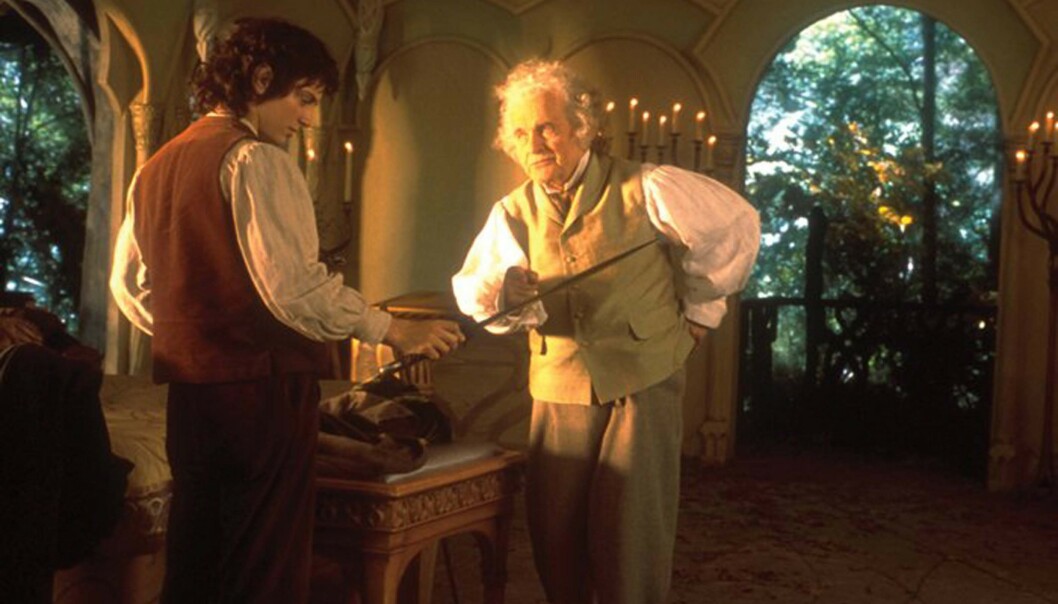 <strong>VERDENSSTJERNE:</strong> Holm var å se i filmatiseringene av J. R. Tolkiens berømte bøker. Her er han sammen med Elijah Wood, som spilte nevøen hans Frodo. Foto: Moviestore/REX, NTB Scanpix <strong>VERDENSSTJERNE:</strong> Holm var å se i filmatiseringene av J. R. Tolkiens berømte bøker. Her er han sammen med Elijah Wood, som spilte nevøen hans Frodo. Foto: Moviestore/REX, NTB Scanpix