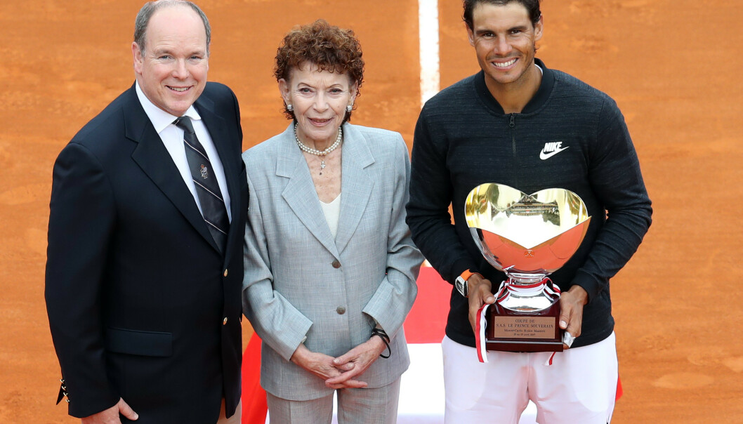 DØD: Baronesse Elizabeth-Ann de Massy døde den 10. juni, 73 år gammel. Her er hun fotografert med fyrst Albert og tennisstjernen Rafael Nadal i 2017.Foto: NTB scanpix DØD: Baronesse Elizabeth-Ann de Massy døde den 10. juni, 73 år gammel. Her er hun fotografert med fyrst Albert og tennisstjernen Rafael Nadal i 2017.Foto: NTB scanpix