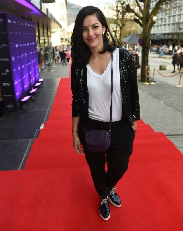 KJENT TV-FJES: Selda Ekiz har ledet flere store tv-program. Til høsten blir hun for første gang å se som skuespiller i serien «Norsk-ish» på NRK. Foto: NTB Scanpix KJENT TV-FJES: Selda Ekiz har ledet flere store tv-program. Til høsten blir hun for første gang å se som skuespiller i serien «Norsk-ish» på NRK. Foto: NTB Scanpix