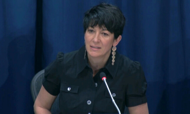 SPORLØST BORTE: Ghirlaine Maxwell har ikke vært å se siden august i fjor. I den nye Netflix-dokumentaren «Filthy Rich» beskrives hun som en av Epsteins nøkkelpersoner. Foto: NTB Scanpix SPORLØST BORTE: Ghirlaine Maxwell har ikke vært å se siden august i fjor. I den nye Netflix-dokumentaren «Filthy Rich» beskrives hun som en av Epsteins nøkkelpersoner. Foto: NTB Scanpix
