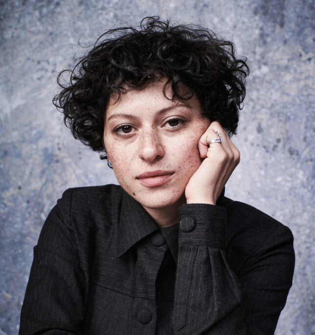 BARE VENNER: Alia Shawkat mener at hun og Brad Pitt bare er gode venner. Foto: NTB Scanpix BARE VENNER: Alia Shawkat mener at hun og Brad Pitt bare er gode venner. Foto: NTB Scanpix