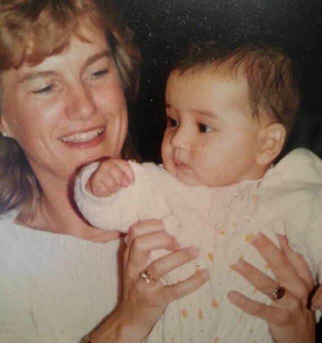 BABY: Dette bildet ble tatt like etter at Jorun Stiansen kom fra Colombia til sine foreldre i Norge. Foto: Privat BABY: Dette bildet ble tatt like etter at Jorun Stiansen kom fra Colombia til sine foreldre i Norge. Foto: Privat