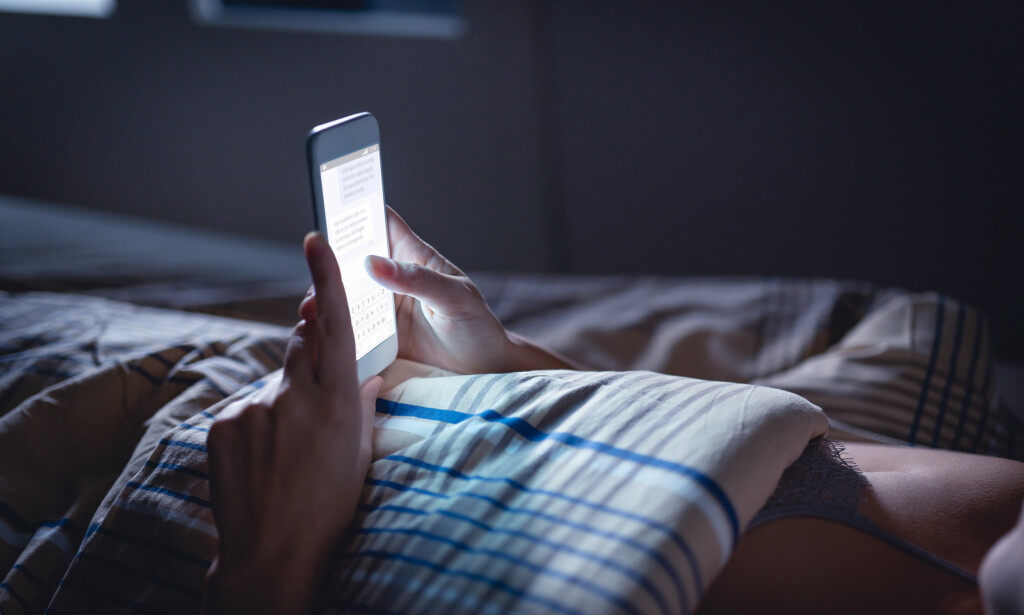 FLERE TEGN: Terapeut Anneli Östling kjenner til tilfeller der kontakten gikk via «Swish», den svenske versjonen av Vipps, og forhold som startet gjennom kryssordspillet Wordfeud. Foto: NTB Scanpix FLERE TEGN: Terapeut Anneli Östling kjenner til tilfeller der kontakten gikk via «Swish», den svenske versjonen av Vipps, og forhold som startet gjennom kryssordspillet Wordfeud. Foto: NTB Scanpix