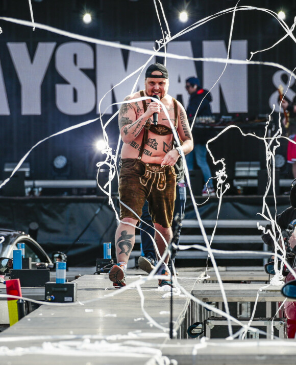 - MERKER DET GODT: Staysman sier at han spesielt på scenen merker vektnedgangen godt. Her er han i Lillestrøm tidligere i år, på en drive-in-konsert. Foto: Lise Åserud / NTB scanpix - MERKER DET GODT: Staysman sier at han spesielt på scenen merker vektnedgangen godt. Her er han i Lillestrøm tidligere i år, på en drive-in-konsert. Foto: Lise Åserud / NTB scanpix