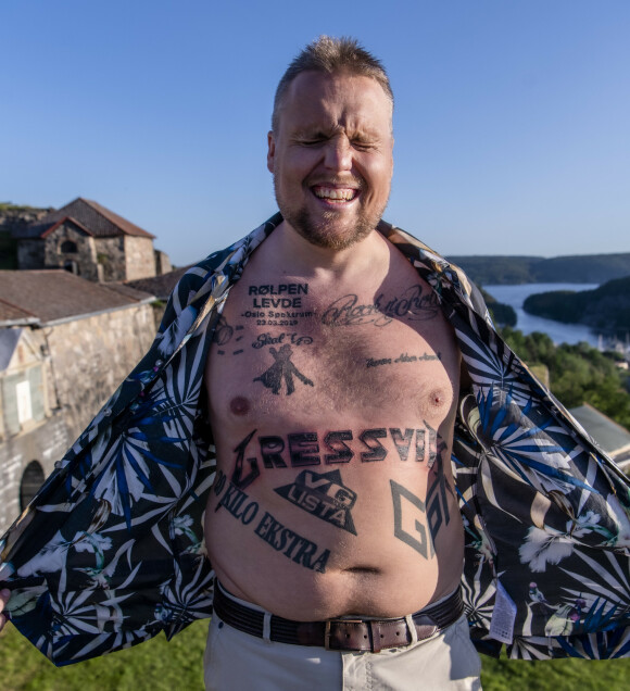 SYNLIG: 38-åringen er ikke fremmed for å la magen være synlig, og da den brått hadde blitt mindre, var det flere som la merke til endringen. Foto: Lars Eivind Bones / Dagbladet SYNLIG: 38-åringen er ikke fremmed for å la magen være synlig, og da den brått hadde blitt mindre, var det flere som la merke til endringen. Foto: Lars Eivind Bones / Dagbladet