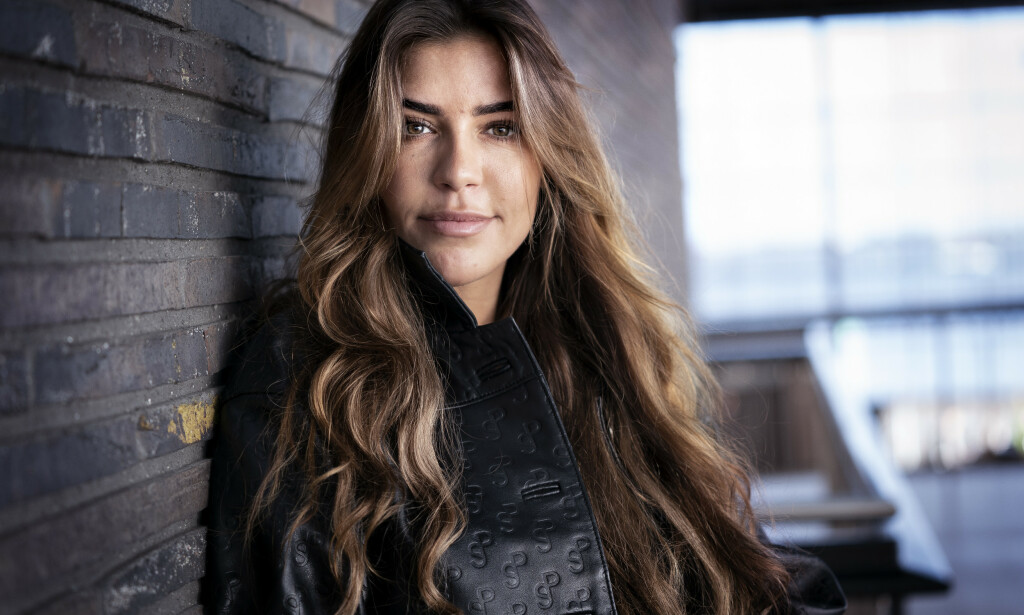 KJÆRESTER: Philine Roepstorff og Nicklas Bendtner. Foto: Liselotte Sabroe/Ritzau Scanpix KJÆRESTER: Philine Roepstorff og Nicklas Bendtner. Foto: Liselotte Sabroe/Ritzau Scanpix