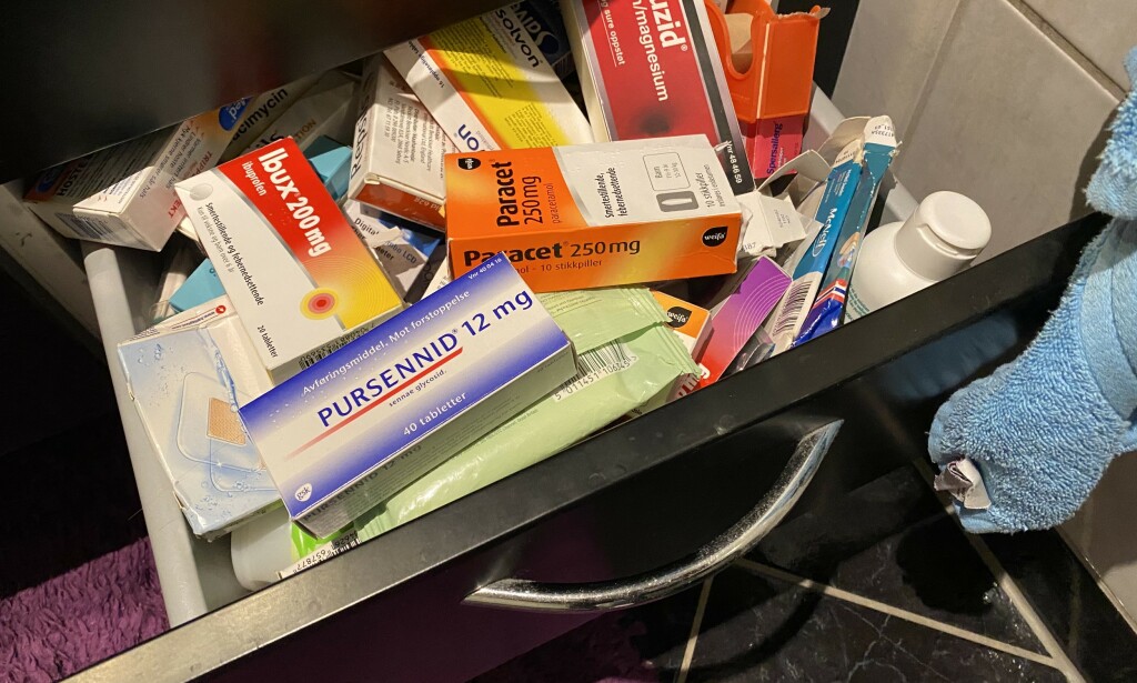Ikke slik: Ikke la medisiner ligge lett tilgjengelig for småbarn på sommerferiebesøk. Foto: Odd Roar Lange Ikke slik: Ikke la medisiner ligge lett tilgjengelig for småbarn på sommerferiebesøk. Foto: Odd Roar Lange