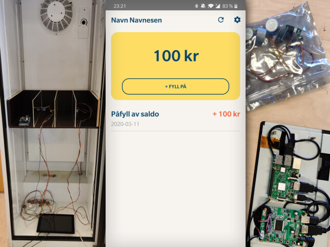 Daniel Martinsen var i full sving med å lage en automat i skolekantina, hvor elevene kunne fylle på saldoen og få varene sine. Korona satt en stopper for valgfag-prosjektet. 📸: Privat Daniel Martinsen var i full sving med å lage en automat i skolekantina, hvor elevene kunne fylle på saldoen og få varene sine. Korona satt en stopper for valgfag-prosjektet. 📸: Privat