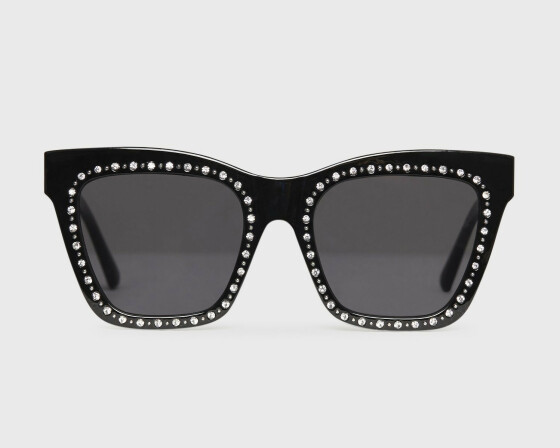 Solbriller med strass (kr 250, River Island). Solbriller med strass (kr 250, River Island).