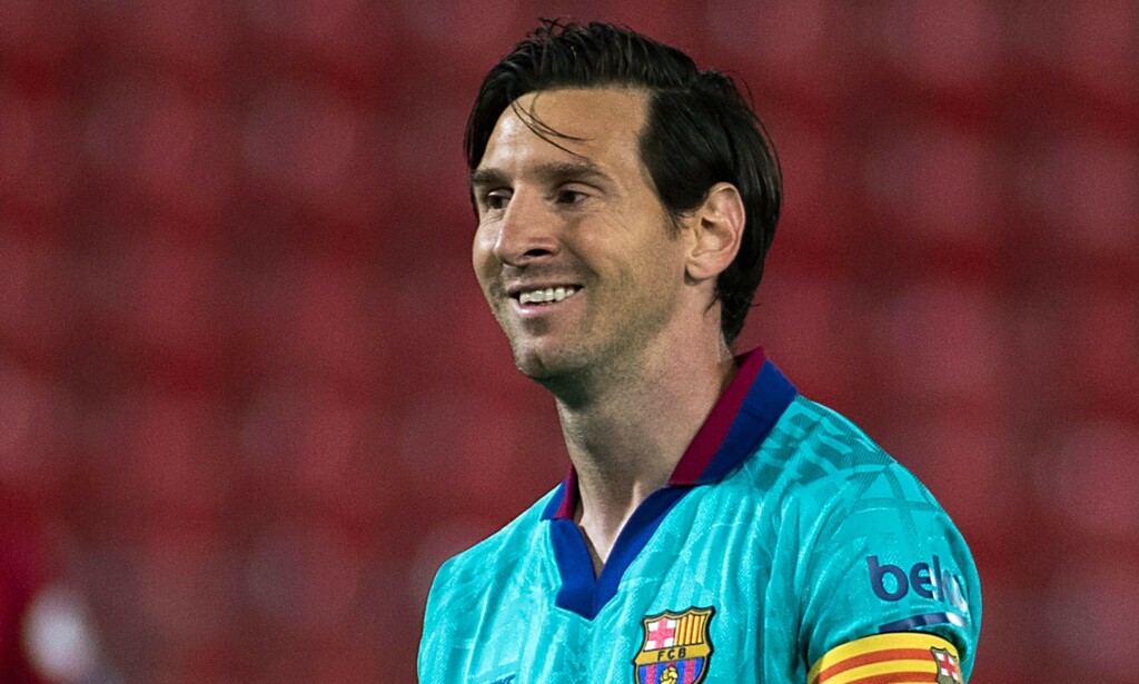 SJOKKRYKTER: Lionel Messi skal visstnok ønske seg bort fra Barcelona neste sommer. Foto: JAIME REINA / AFP / NTB Scanpix SJOKKRYKTER: Lionel Messi skal visstnok ønske seg bort fra Barcelona neste sommer. Foto: JAIME REINA / AFP / NTB Scanpix