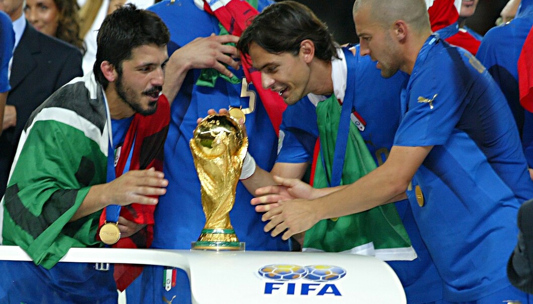 STORE STJERNER: Gennaro Gattuso (t.v.) og Filippo Inzaghi (i midten) feirer VM-gullet i 2006 sammen. Foto: NTB Scanpix STORE STJERNER: Gennaro Gattuso (t.v.) og Filippo Inzaghi (i midten) feirer VM-gullet i 2006 sammen. Foto: NTB Scanpix